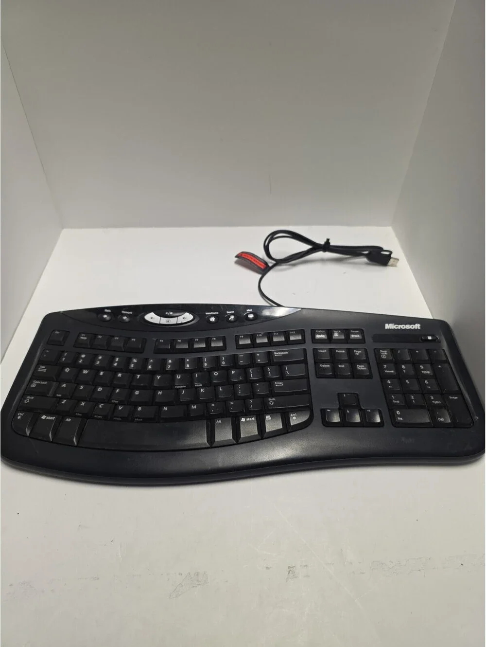 Microsoft Comfort Curve Ergonomic Keyboard 2000 v1.0 1047 KU-0459